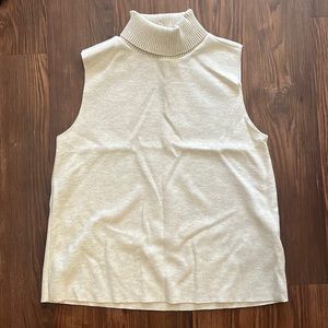 Ribbed mockneck sweater (women’s large)